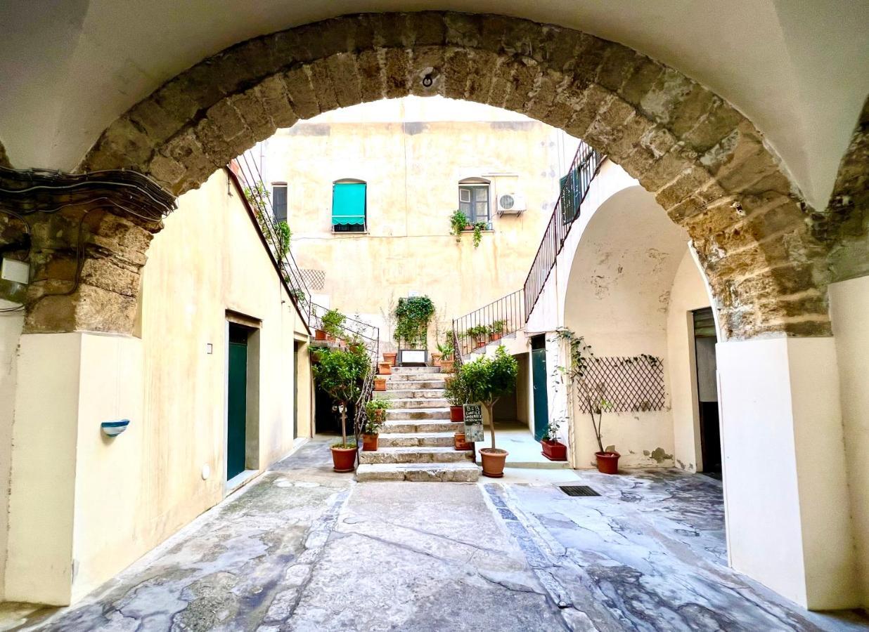 Cortile Umberto I Bed & Breakfast Cefalu Luaran gambar